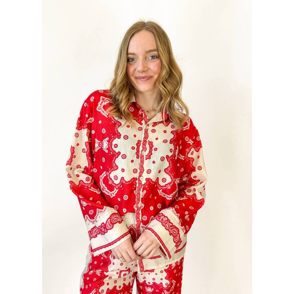 NEW ASTRID taylor button down shirt in red scarf